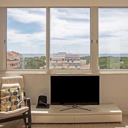 Magnificent 1 Bedroom Apartment With Views Over The Ocean Costa da Caparica Extérieur photo